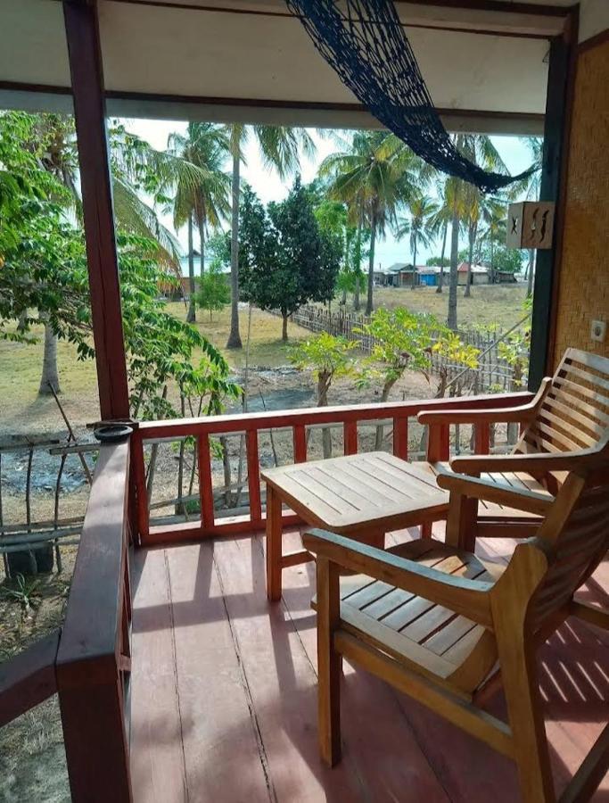 Why Not Bar And Bungalows #2 Pemenang Extérieur photo